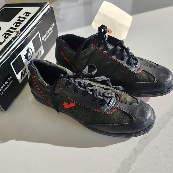 (NEW With Tag And Box) Ladies Curling Shoes - Picture 1 of 5